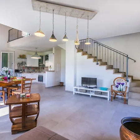 بيت للعطل Nena By Interhome *