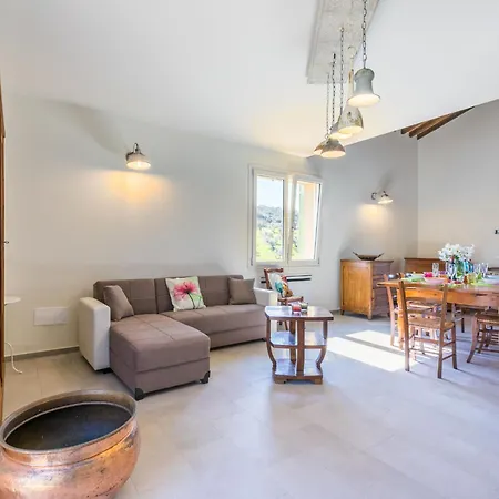 Vakantiehuis Nena By Interhome